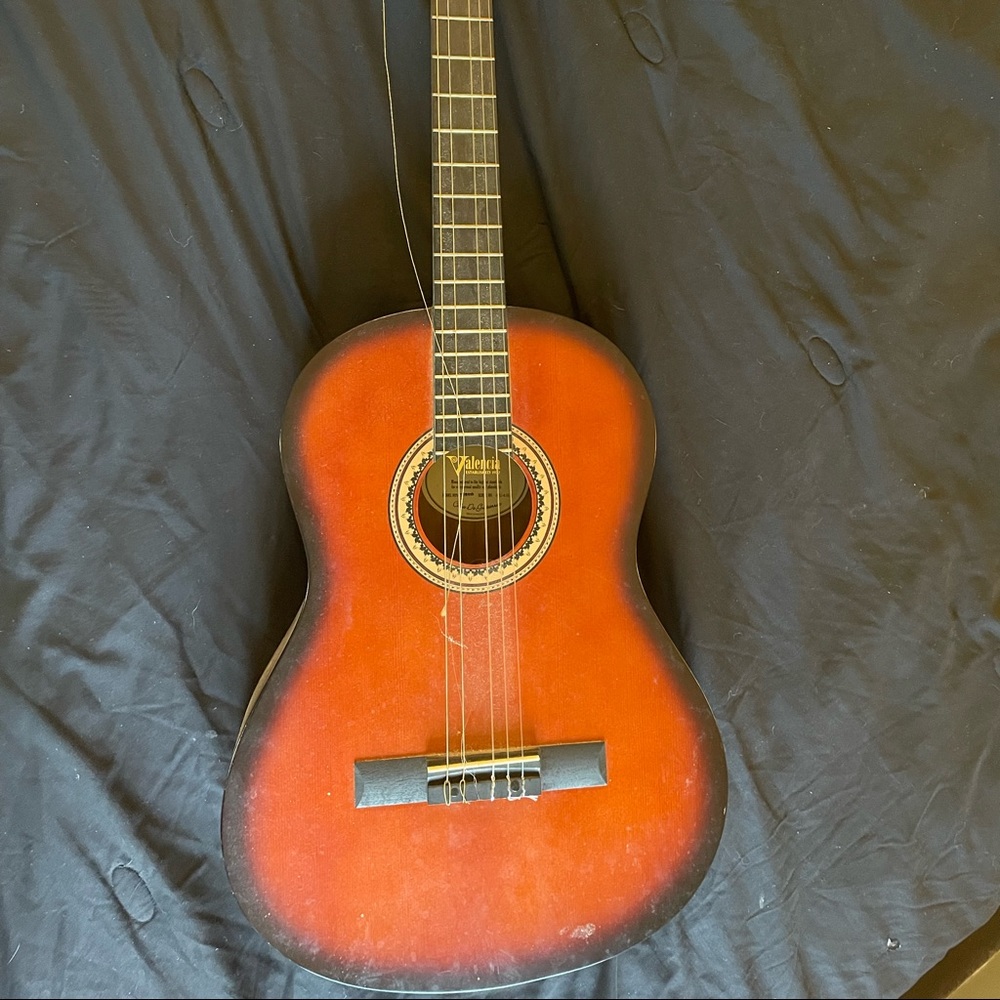Valencia 1972 guitar